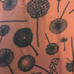 LLR Teen Leggings—Dandelions (peach/black)